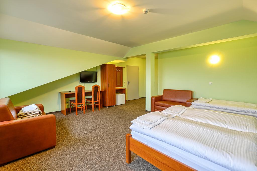 Hotel Tenis Chrząstowice Δωμάτιο φωτογραφία