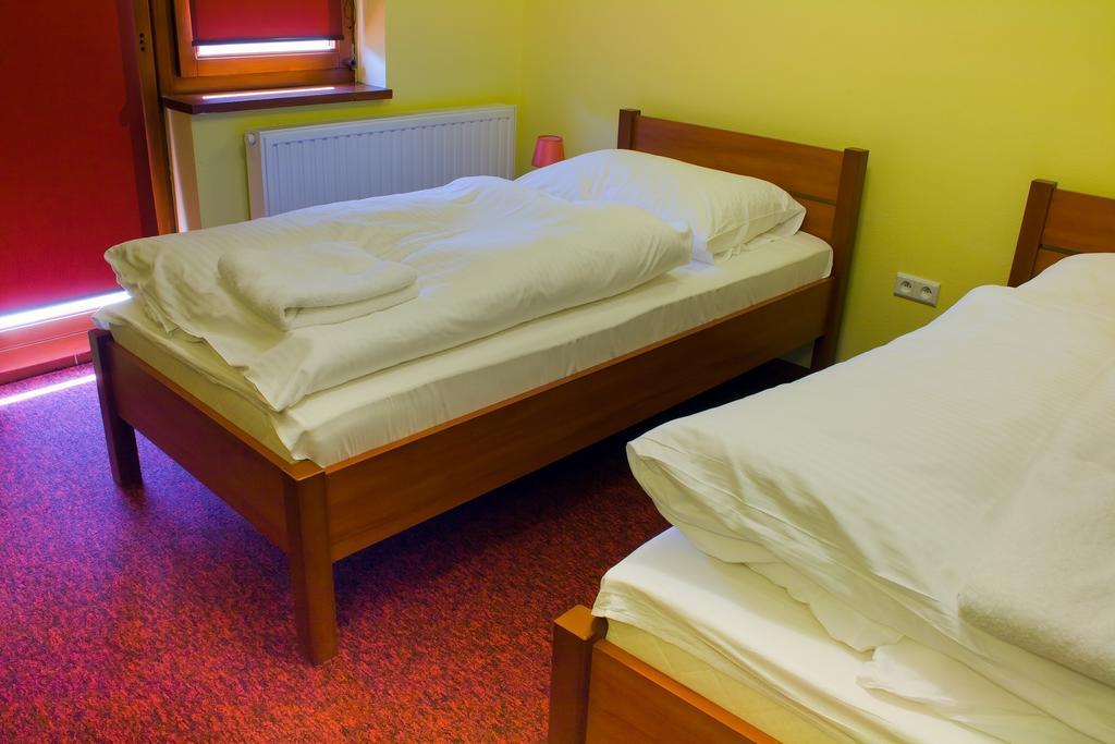 Hotel Tenis Chrząstowice Δωμάτιο φωτογραφία
